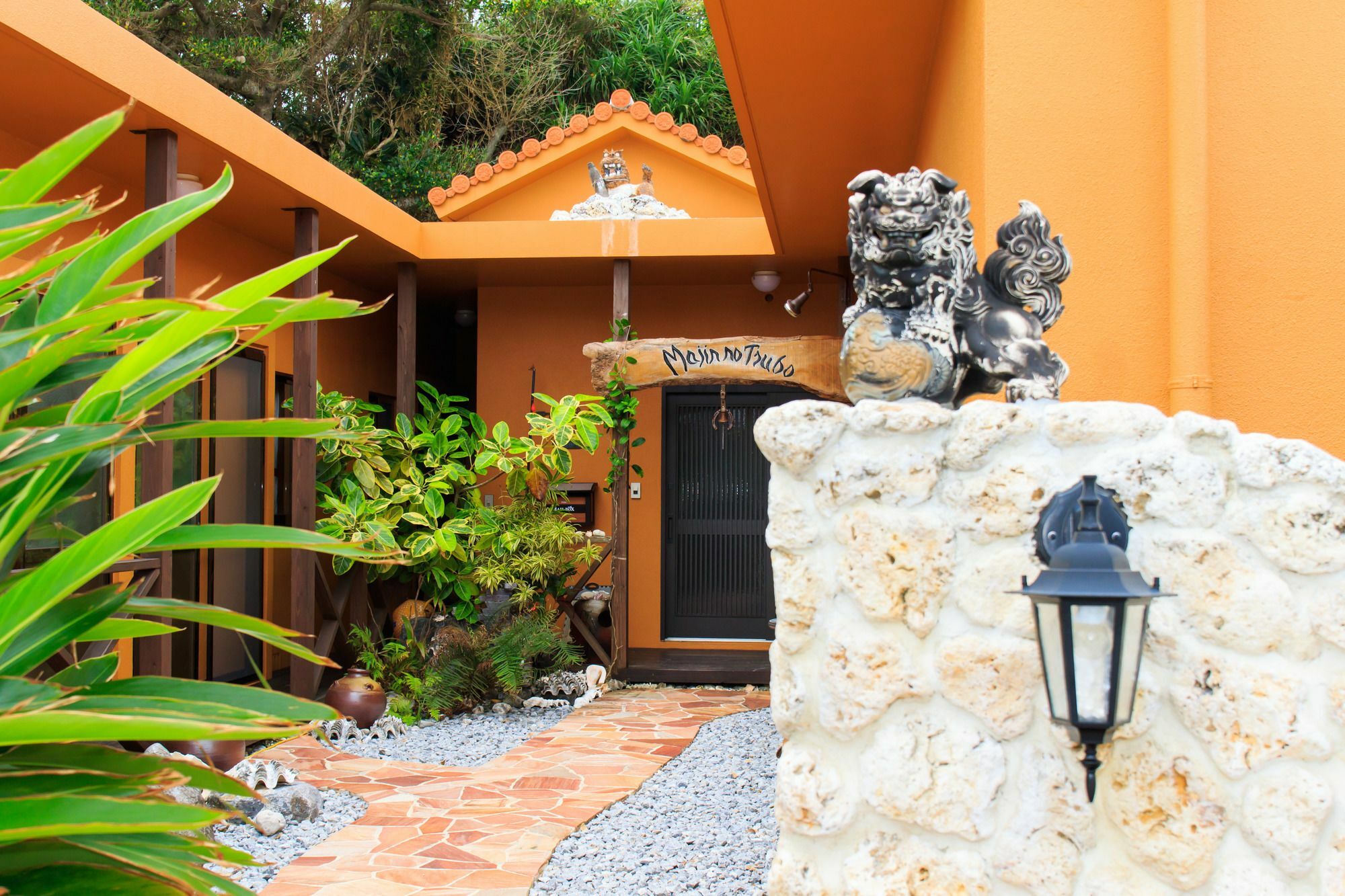 Hostal Majin No Tsubo Nakijin Exterior foto